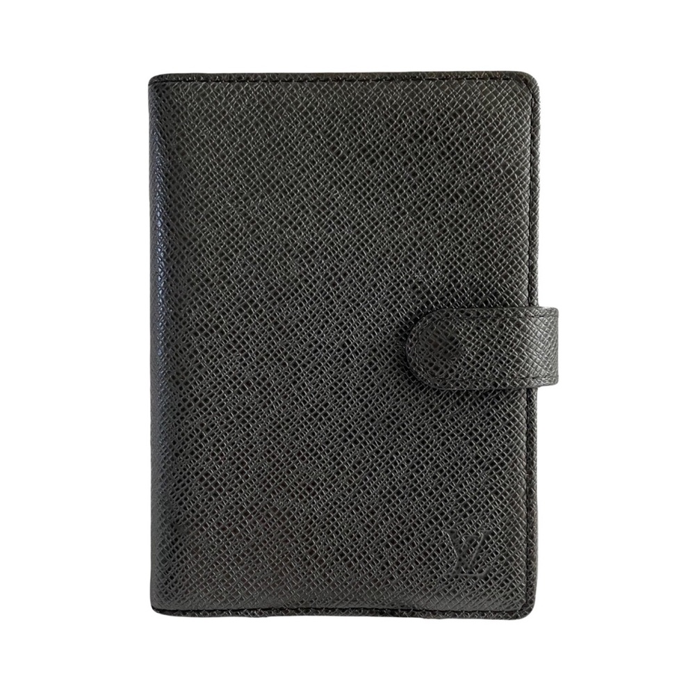 Louis Vuitton PM Taiga Agenda Cover - Picture 1 of 11